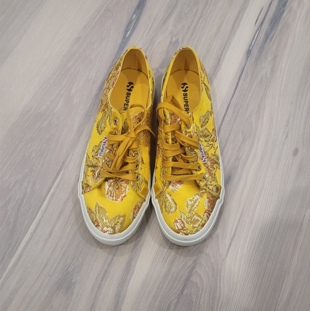 Superga shoes 41.5 and never worn!